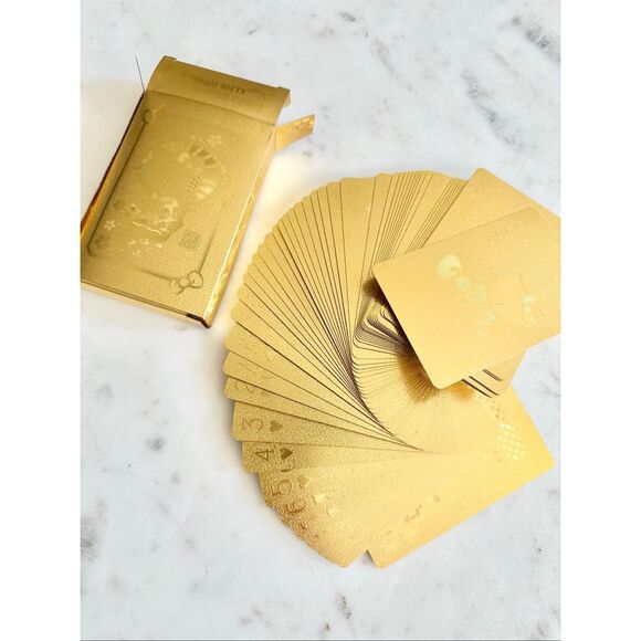Gold Hello Kitty playing cards set - Picture 1 of 13